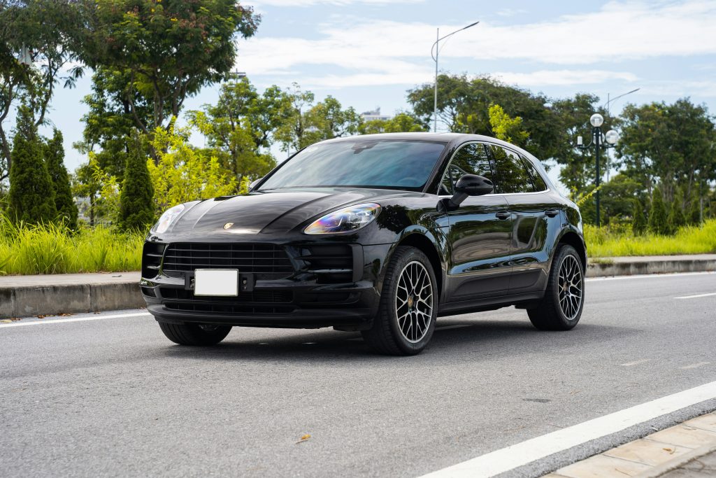 2026 Porsche Macan Electric RWD Första testet: Allt annat än bas